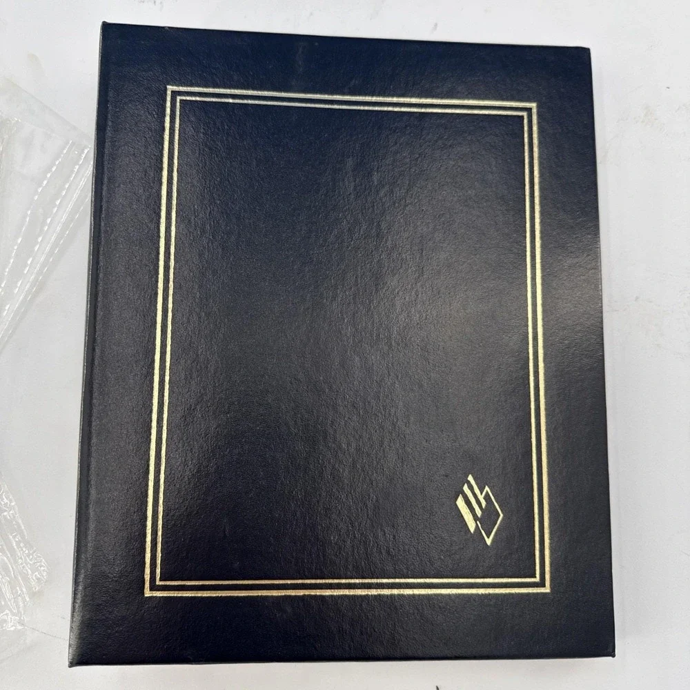 NOS Diamond Collection Italian Bonded Leather Photo Album Holds 300 4x6 Prints